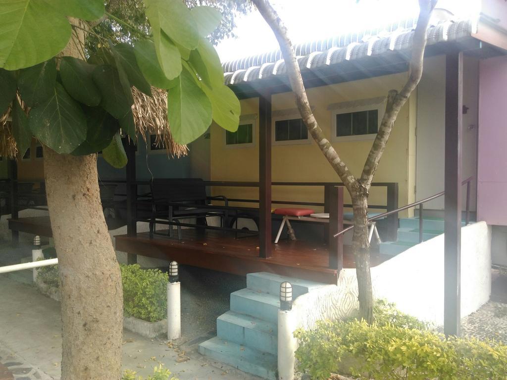 Phloenlom Chomdao Hotel Ban Kha Esterno foto