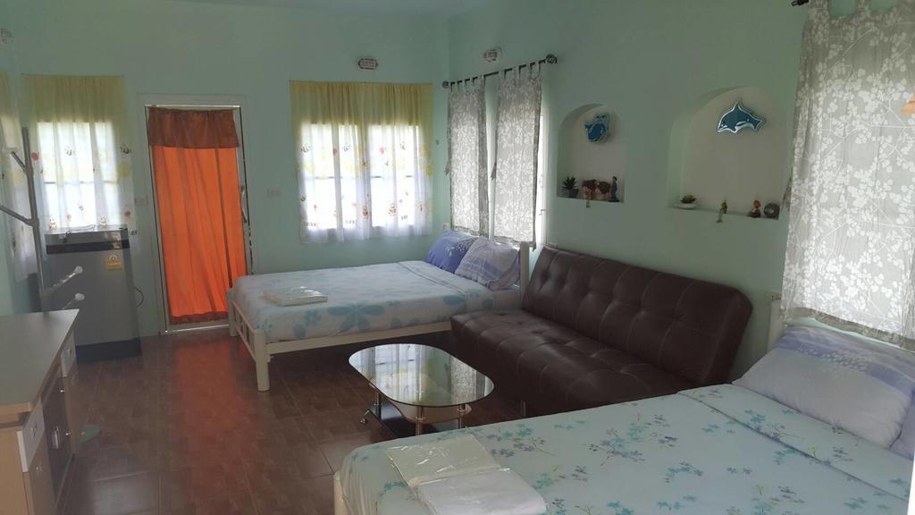Phloenlom Chomdao Hotel Ban Kha Esterno foto